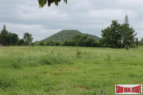 Terreno 14400 m2 en Hua Hin, Tailandia № 202480 - foto 3