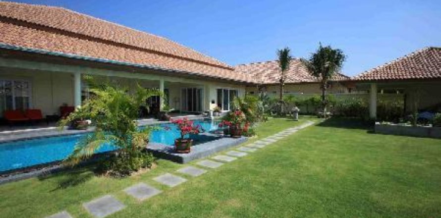 Chalet de 3 dormitorios en Hua Hin, Tailandia № 202478