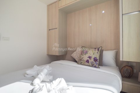 Condominio de 2 dormitorios en Bang Lamung, Tailandia № 68061 - foto 10