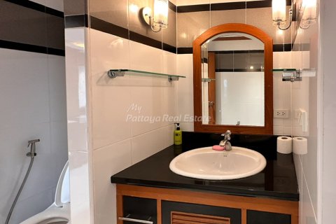 Condominio de 1 dormitorio en Bang Lamung, Tailandia № 151038 - foto 8