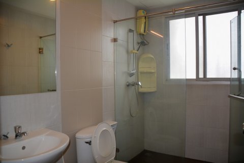Condominio de 3 dormitorios en Bangkok, Tailandia № 66037 - foto 18
