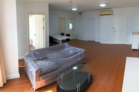 Condominio de 3 dormitorios en Bangkok, Tailandia № 66037 - foto 4