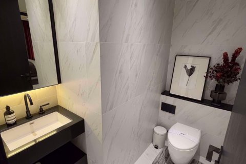 Condominio de 1 dormitorio en Bang Rak, Bangkok, Tailandia № 68333 - foto 5