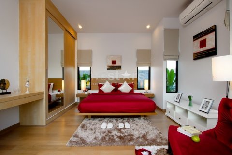 Casa de 3 dormitorios en Phuket, Tailandia № 67099 - foto 5