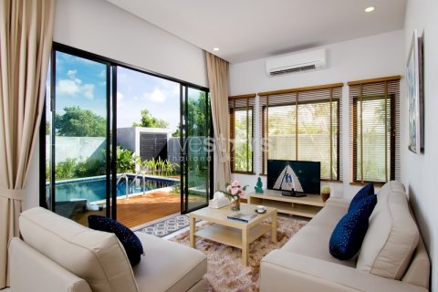 Casa de 3 dormitorios en Phuket, Tailandia № 67099 - foto 2