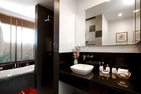 Casa de 3 dormitorios en Phuket, Tailandia № 67099 - foto 7