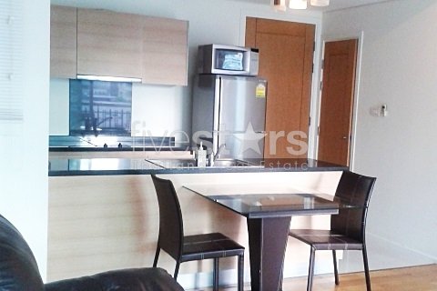 Condo in Bangkok, Thailand, 1 bedroom  № 67102 - photo 3