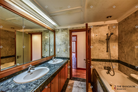 Condominio de 3 dormitorios en Bangkok, Tailandia № 186994 - foto 6