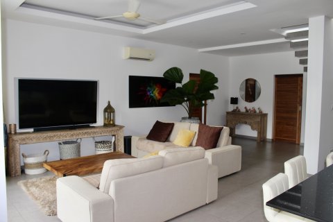 Chalet de 3 dormitorios en Ko Samui, Tailandia № 138441 - foto 5