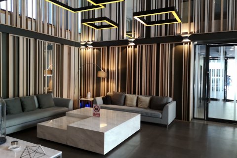 Condominio de 2 dormitorios en Din Daeng, Bangkok, Tailandia № 137175 - foto 12