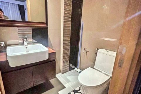 Condominio de 2 dormitorios en Bangkok, Tailandia № 173044 - foto 7