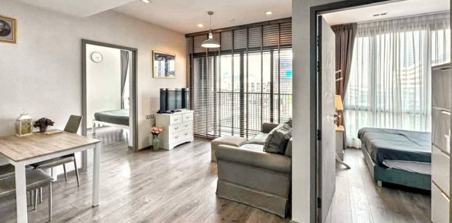 Condominio de 2 dormitorios en Chatuchak, Bangkok, Tailandia № 173039