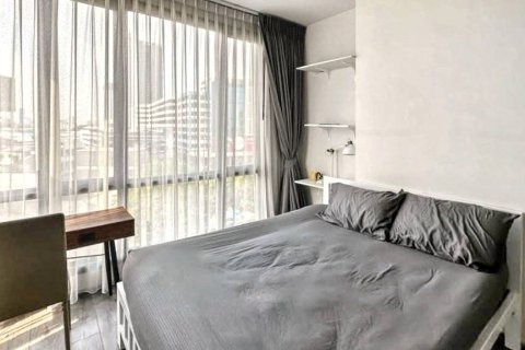 Condominio de 2 dormitorios en Chatuchak, Bangkok, Tailandia № 173039 - foto 4