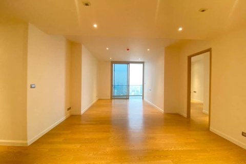 Condominio de 3 dormitorios en Khlong San, Bangkok, Tailandia № 134093 - foto 2