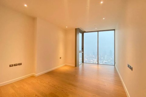 Condominio de 3 dormitorios en Khlong San, Bangkok, Tailandia № 134093 - foto 3