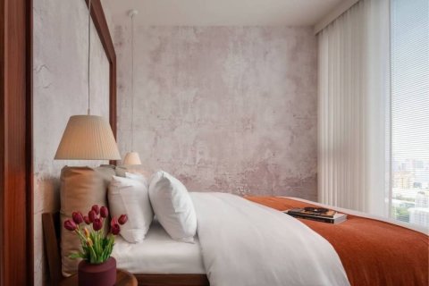 Condominio de 3 dormitorios en Watthana, Bangkok, Tailandia № 134098 - foto 5