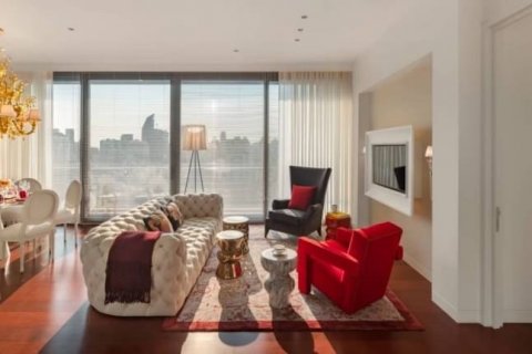 Condominio de 3 dormitorios en Watthana, Bangkok, Tailandia № 134098 - foto 10