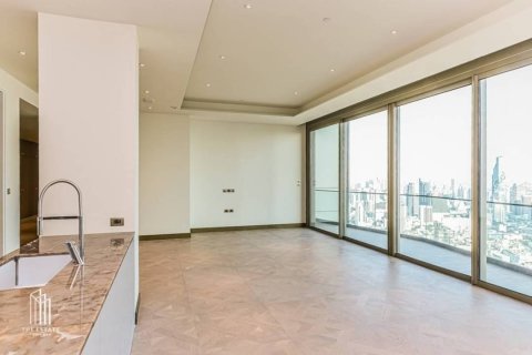Condo in Khlong San, Bangkok, Thailand, 3 bedrooms  № 134097