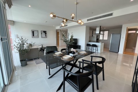 Condo à Bangkok, Thaïlande, 3 chambres  № 181258 - photo 2