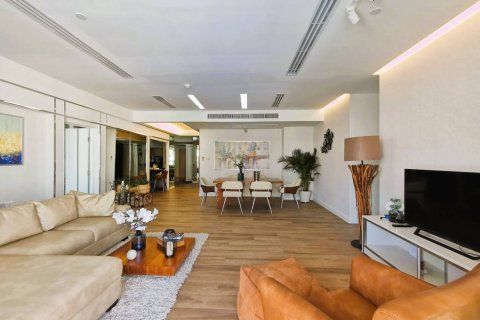 Eigentumswohnung in Bangkok, Thailand, 3 Schlafzimmer  № 181255