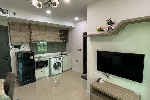 Apartamento de 1 dormitorio en Pattaya, Tailandia № 205968 - foto 6