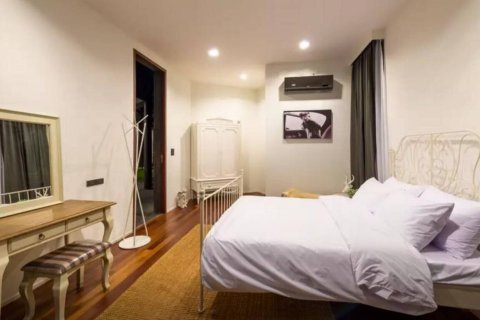 Casa de 6 dormitorios en Bangkok, Tailandia № 180529 - foto 12