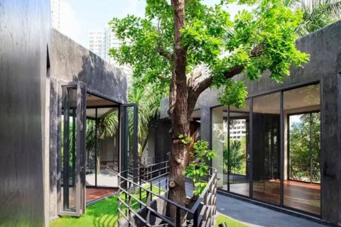 Casa de 6 dormitorios en Bangkok, Tailandia № 180529 - foto 6