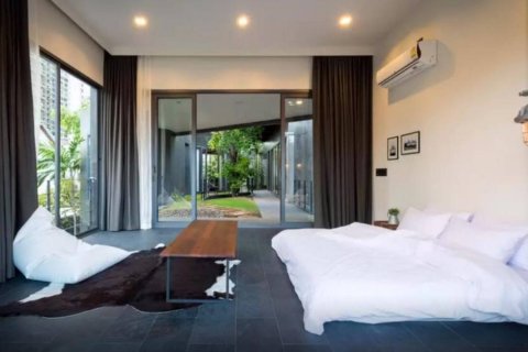 Casa de 6 dormitorios en Bangkok, Tailandia № 180529 - foto 11