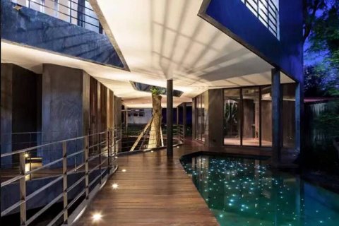 Casa de 6 dormitorios en Bangkok, Tailandia № 180529 - foto 17