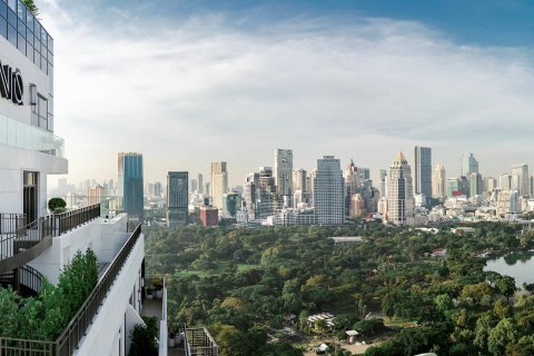 Ático de 3 dormitorios en Bangkok, Tailandia № 180533 - foto 30