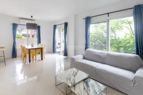 Casa de 3 dormitorios en Phuket, Tailandia № 209601 - foto 4
