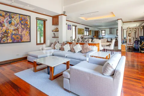 Casa de 4 dormitorios en Phuket, Tailandia № 209602 - foto 4