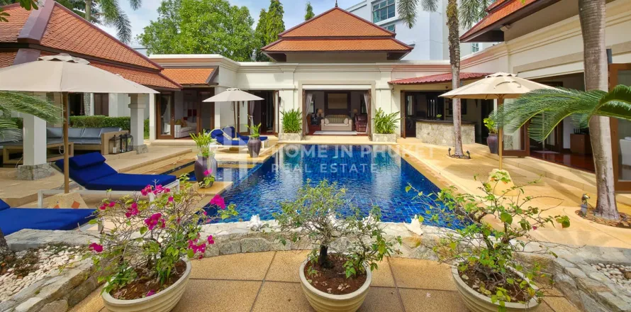 Casa de 4 dormitorios en Phuket, Tailandia № 209602