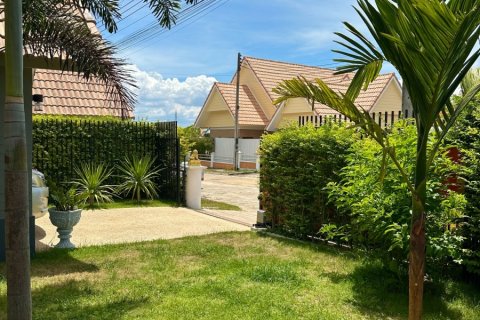 Chalet de 2 dormitorios en Hua Hin, Tailandia № 168344 - foto 19