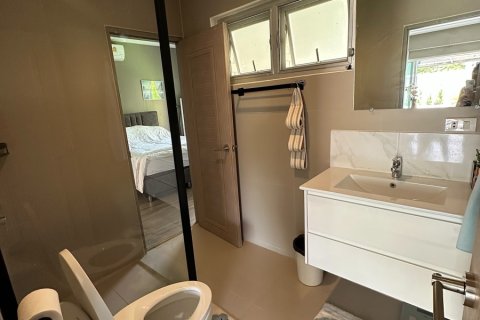 Chalet de 2 dormitorios en Hua Hin, Tailandia № 168344 - foto 18
