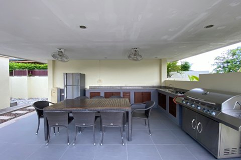 Chalet de 3 dormitorios en Hua Hin, Tailandia № 168342 - foto 7