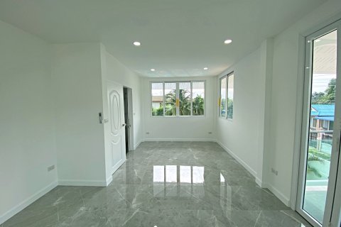 Chalet de 3 dormitorios en Hua Hin, Tailandia № 168338 - foto 17