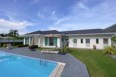 Chalet de 7 dormitorios en Hua Hin, Tailandia № 168339 - foto 3