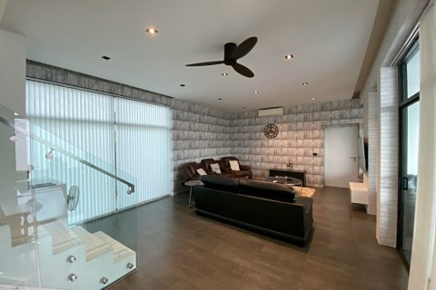 Chalet de 4 dormitorios en Hua Hin, Tailandia № 168343 - foto 10