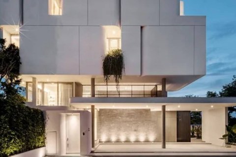 Casa de 4 dormitorios en Bangkok, Tailandia № 180496 - foto 25