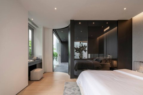 Casa de 4 dormitorios en Bangkok, Tailandia № 180496 - foto 17