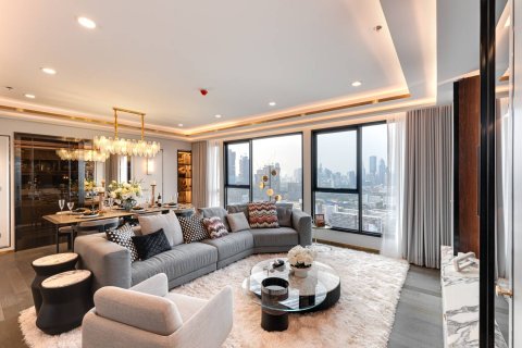 Ático de 3 dormitorios en Bangkok, Tailandia № 180493 - foto 10