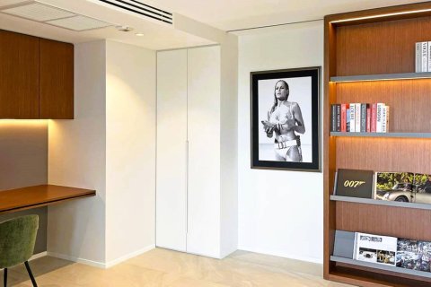 Ático de 3 dormitorios en Bangkok, Tailandia № 180495 - foto 27