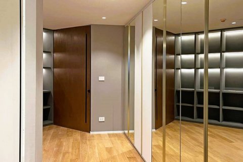 Ático de 3 dormitorios en Bangkok, Tailandia № 180495 - foto 30