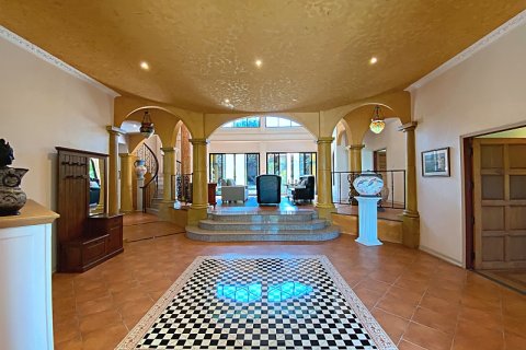 Villa in Hua Hin, Thailand 4 Schlafzimmer № 168291 - Foto 13