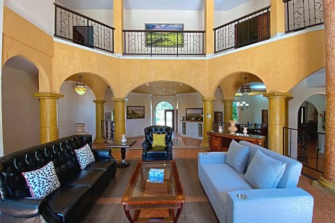 Villa in Hua Hin, Thailand 4 Schlafzimmer № 168291 - Foto 15