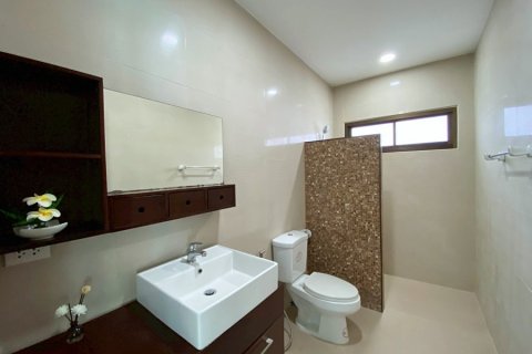 Chalet de 3 dormitorios en Hua Hin, Tailandia № 168293 - foto 20