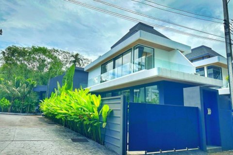 Chalet de 3 dormitorios en Phuket, Tailandia № 114124