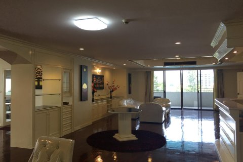 Condo à Bangkok, Thaïlande, 5 chambres  № 172538 - photo 2