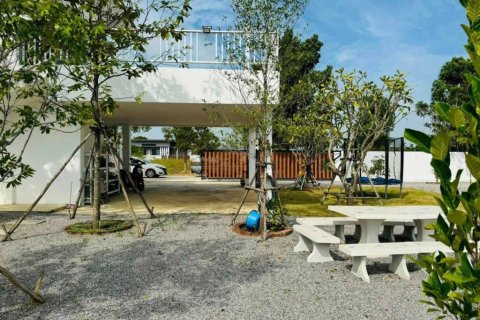 Chalet de 4 dormitorios en Hua Hin, Tailandia № 152348 - foto 3